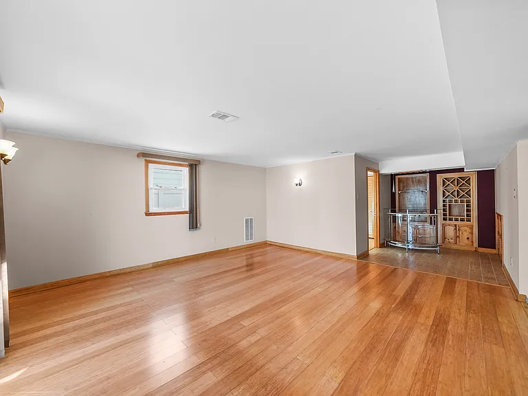 895 Patton St — Photo 27