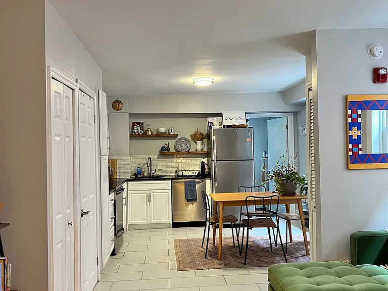 1702 W Girard Ave #2 — Photo 4