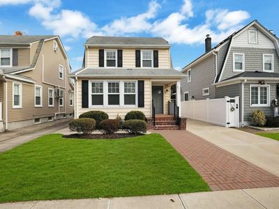 87-31 252 Street, Bellerose, NY, 11426