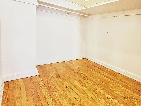 3rd image of 200 W 16th St APT 8J