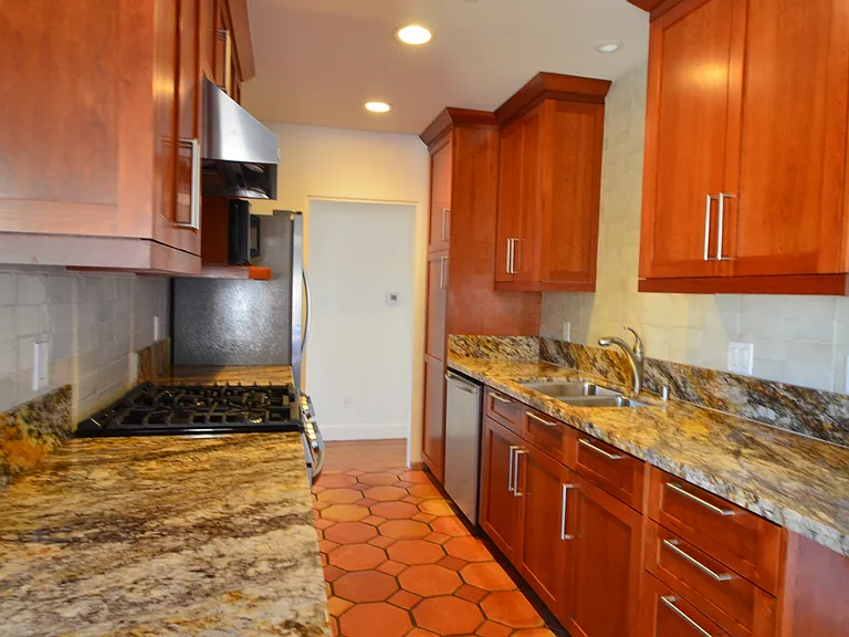 7033 Draper Ave — Photo 8