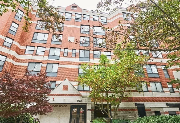1933 Commonwealth Ave #1933 — Photo 6
