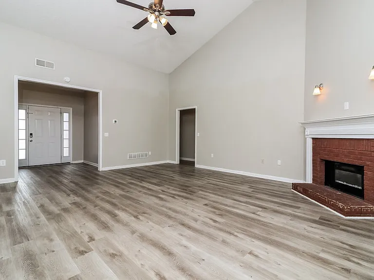 203 Olde Lexington Pass — Photo 8
