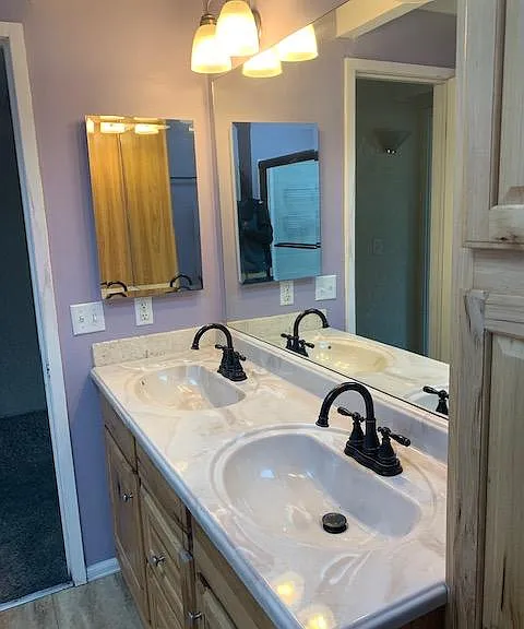 3584 Broadway St — Photo 15