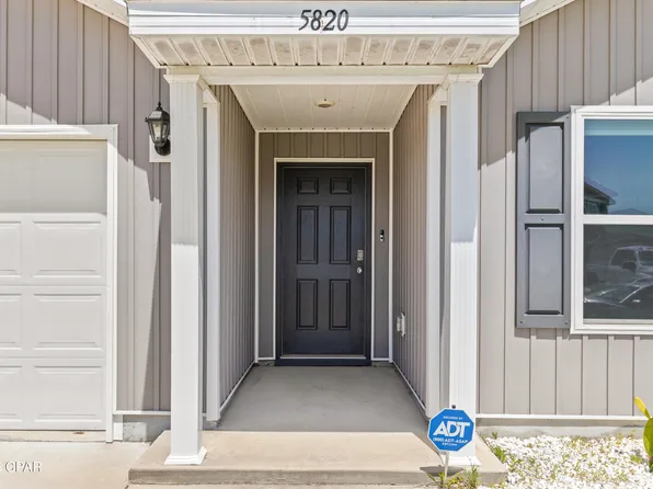 5820 Tiagra Dr, Panama City, FL 32404