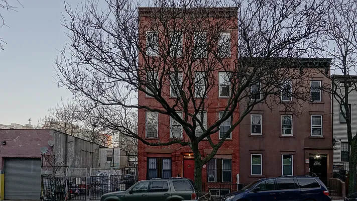 Rented by Nooklyn NYC LLC | media 60