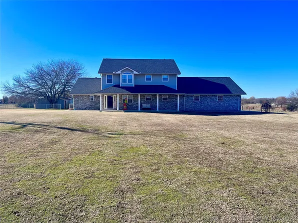 1515 N 5th St, Henryetta, OK 74437