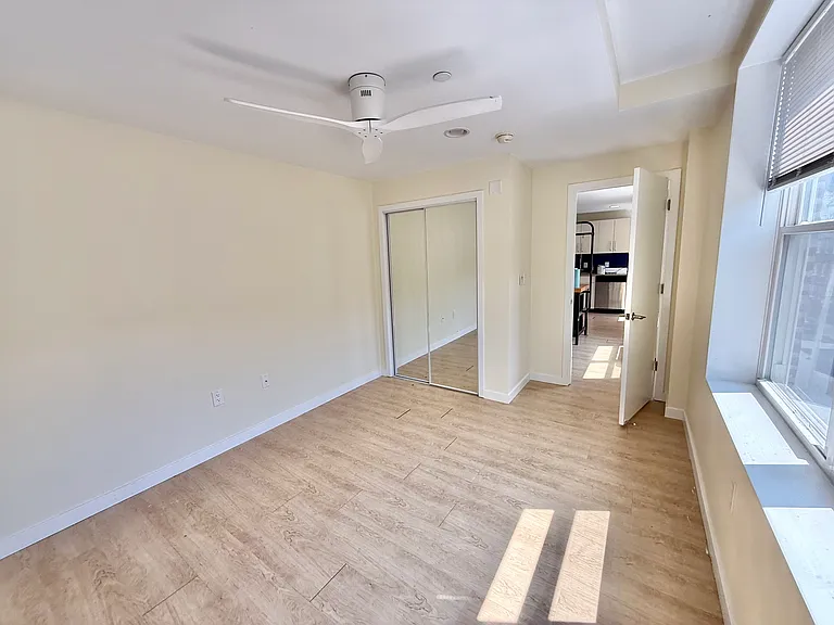 241-55 S 49th St #301 — Photo 8