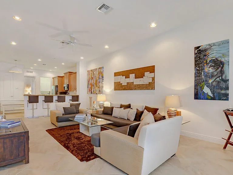 4711 Artesa Way E — Photo 3