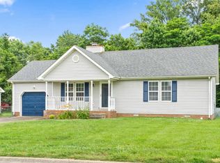 413 Kelsey Dr, Clarksville, TN 37042