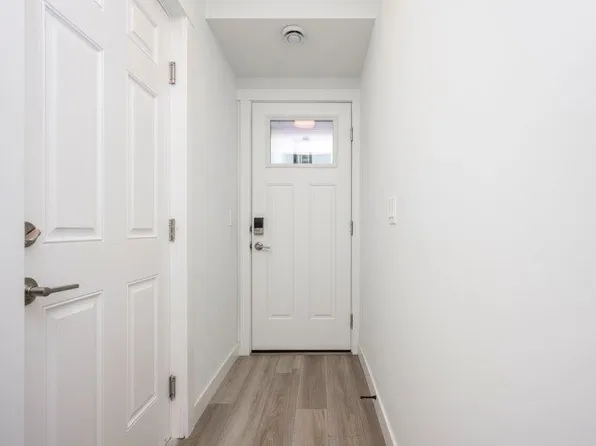 380 Seton Vlg SE #297, Calgary, AB T3M 3T8