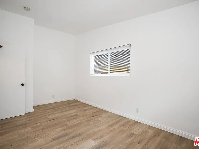20644 Pacific Coast Hwy — Photo 27