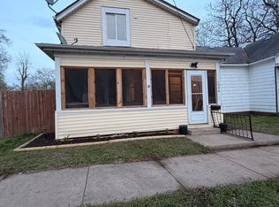 1024 S Warren St, Peoria, IL 61605