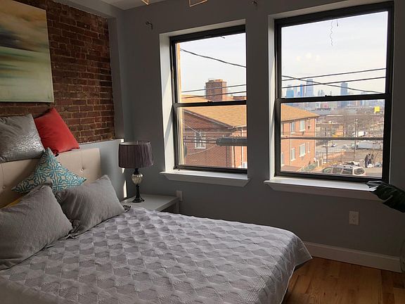 5th image of 45 Clifton Pl #22F