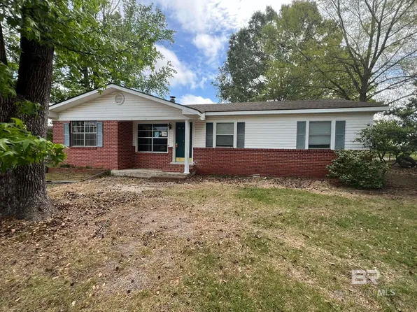 201 Young St, Brewton, AL 36426