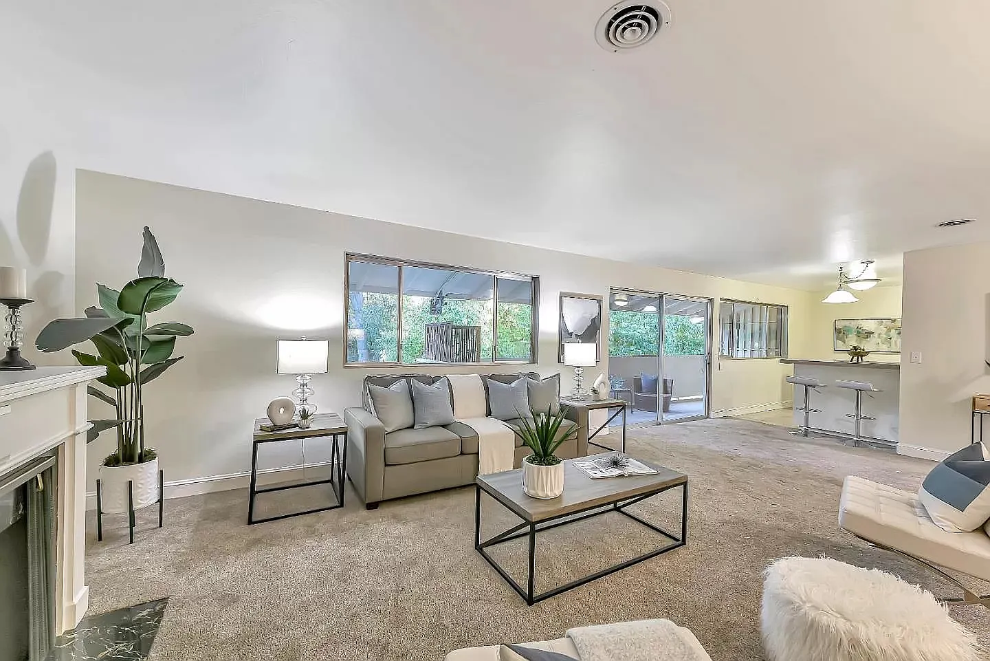 2 bed, 1368 sqft, $4,125 — Photo 3