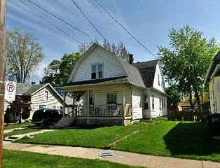 1st image of 216 Hathaway St