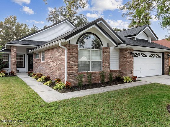 5th image of 3731 CONSTANCIA Drive