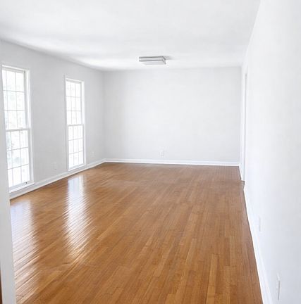 2nd image of 538 Rebecca St
