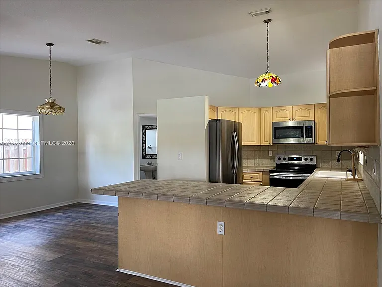 15873 SW 43rd St — Photo 3