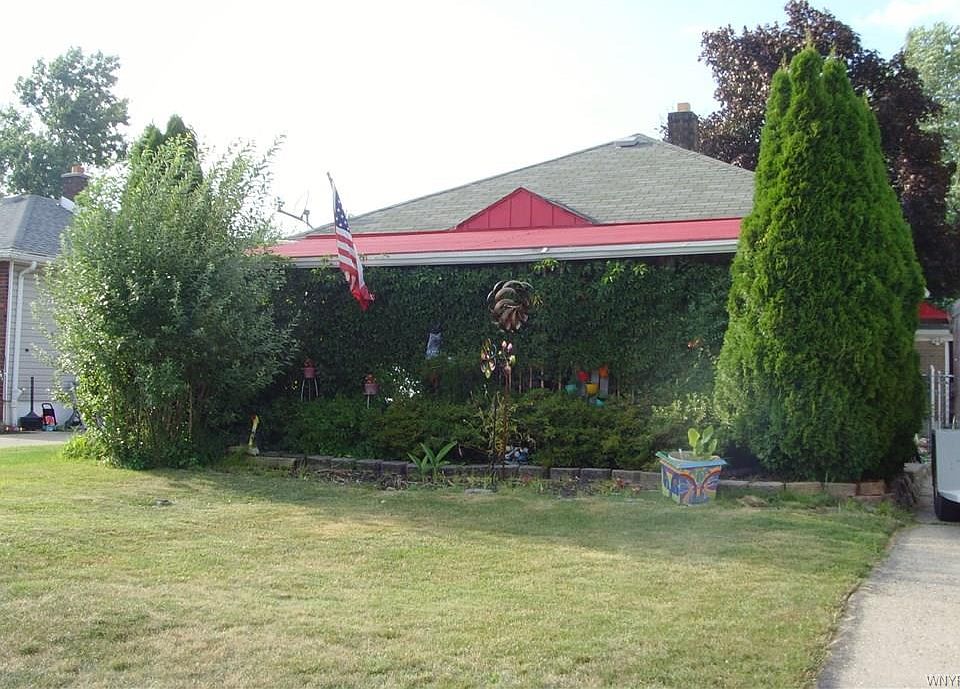 1st image of 278 Dupont Ave