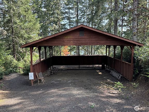 5th image of 1390 E Mason Lake Drive W