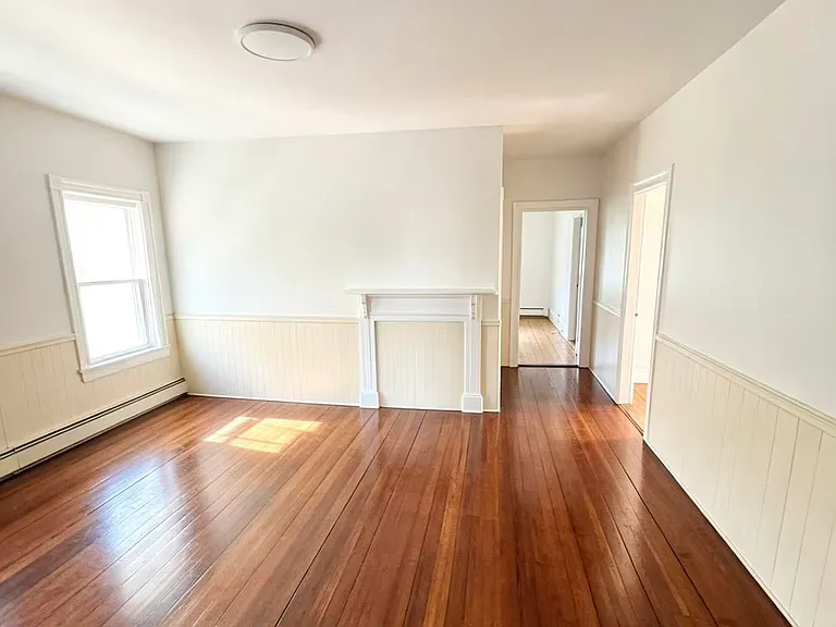 28 Hope St #3 — Photo 2