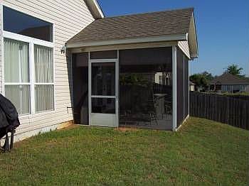 2nd image of 1103 Winter Ln