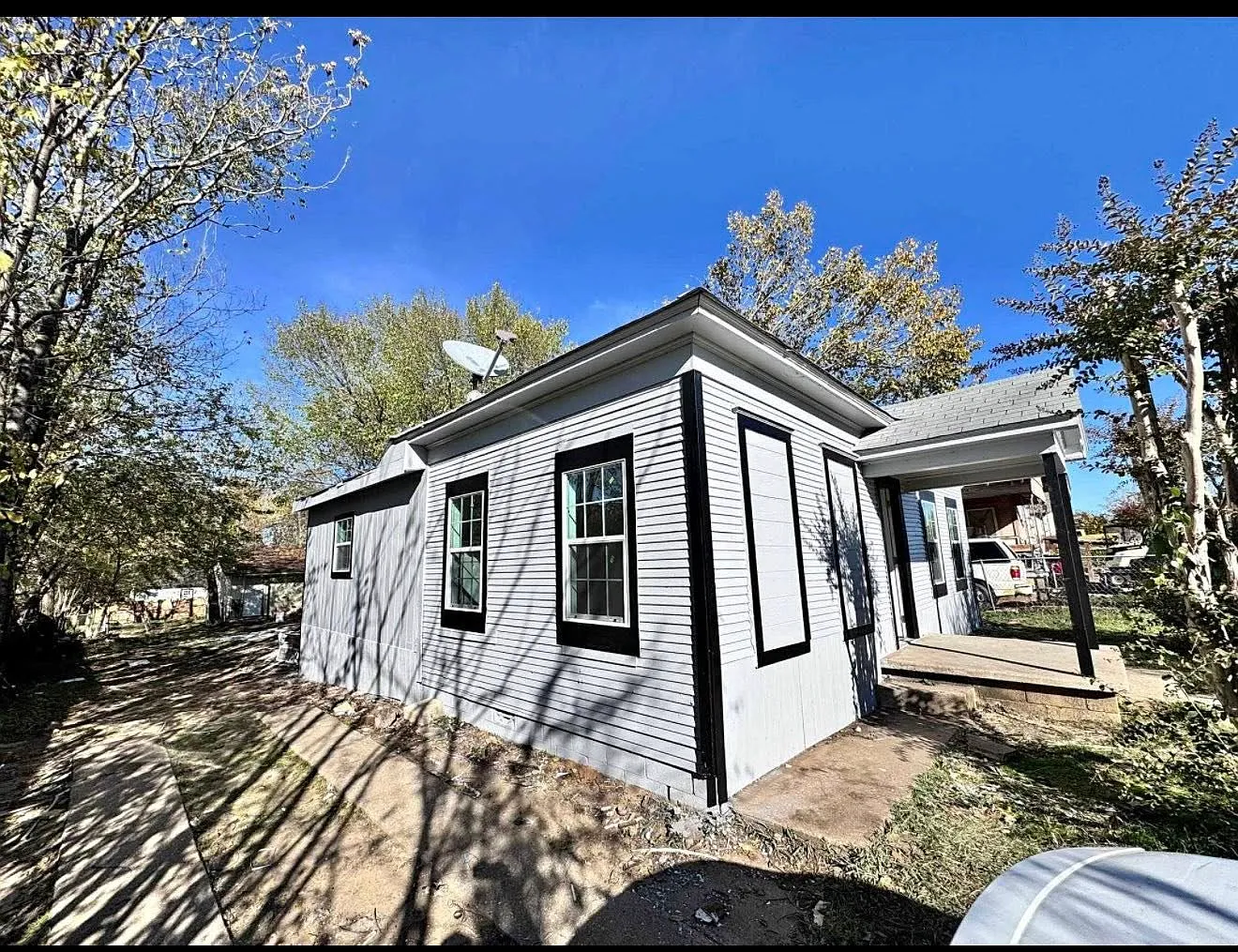 3 bed, 1248 sqft, $1,400 — Photo 1