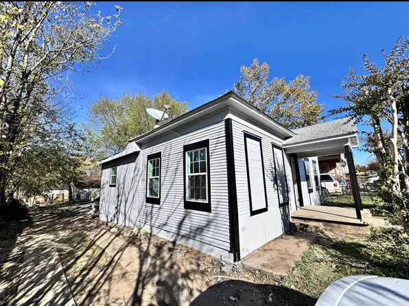 423 W Munson St, Denison, TX 75020