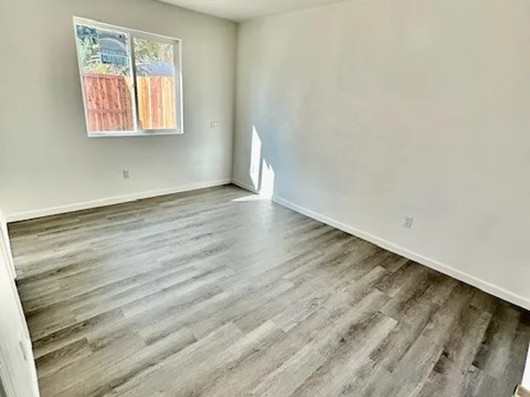 720 Beverly Dr #A, Bakersfield, CA 93307