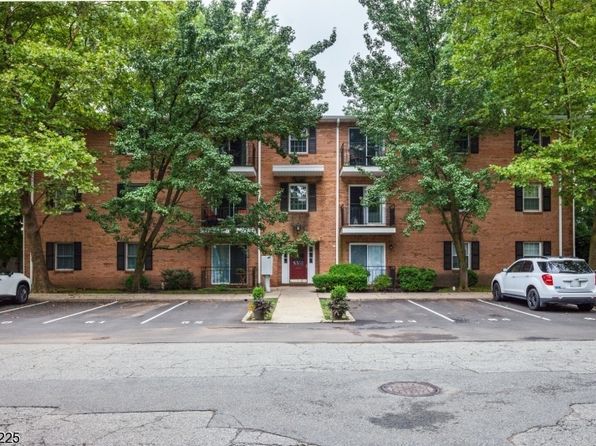 Bloomfield NJ Condos & Apartments For Sale - 13 Listings | Zillow