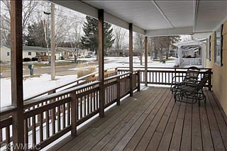 3rd image of 146 Dundee Dr