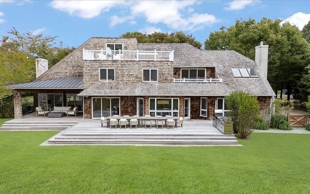 New South Of Highway Water Mill Retreat (Us Open Opportunity) — Photo 2