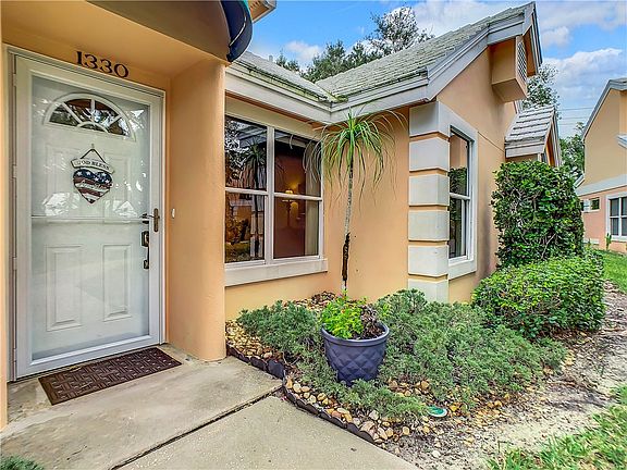 3rd image of 1330 Coral Park Ln #401