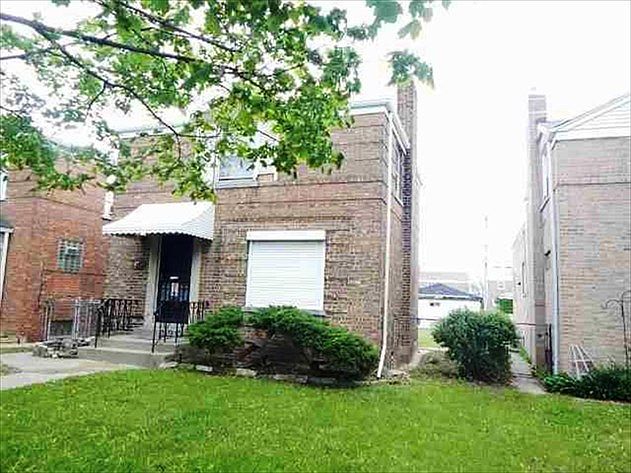 2nd image of 9109 S Perry Ave