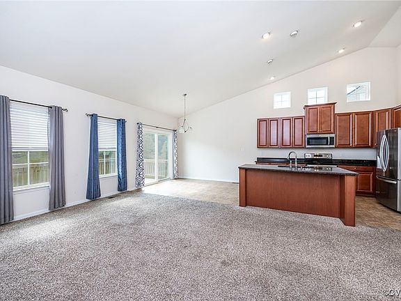 5th image of 1115 Eagle Pl