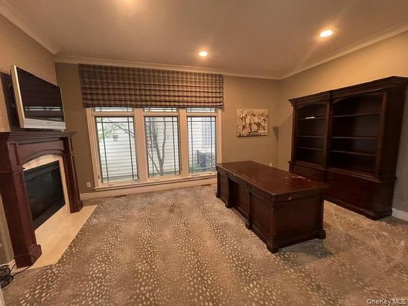 3rd image of 46 Holiday Pond Road