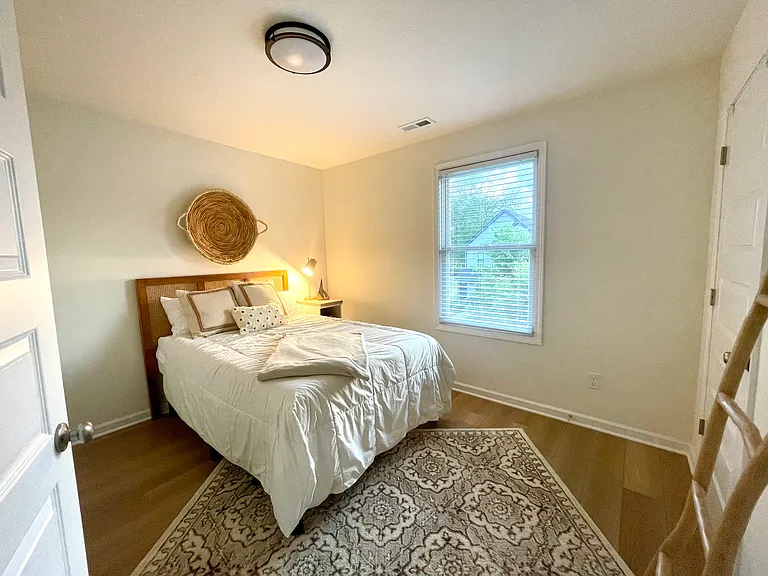 2845 Macpherson Ave #A — Photo 25