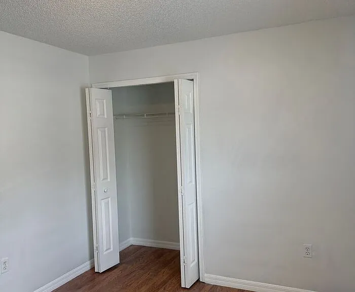 405 Francisco Way — Photo 25