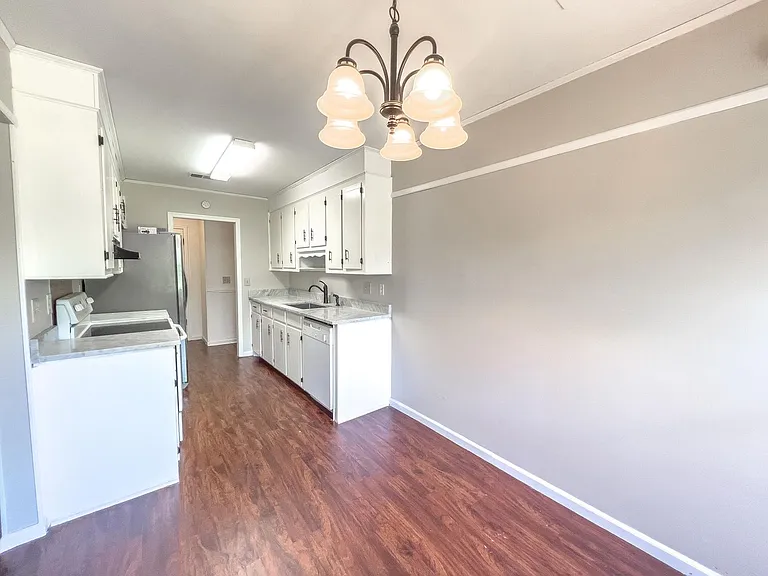 215 Ruffin Rd — Photo 5