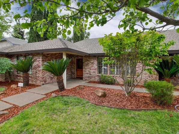 1807 Blue Jay Dr, Roseville, CA 95661