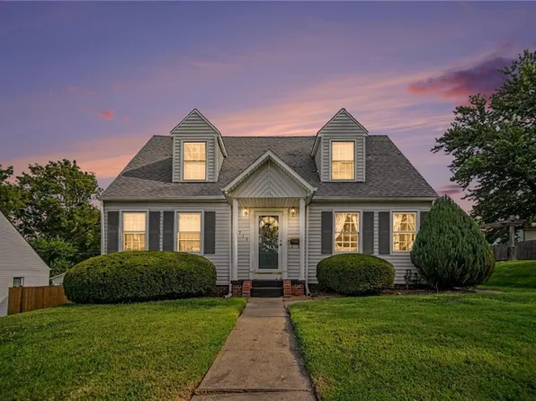 3719 Seneca St, Saint Joseph, MO 64507