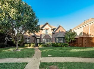 1405 Van Winkle Dr, Carrollton, TX 75007