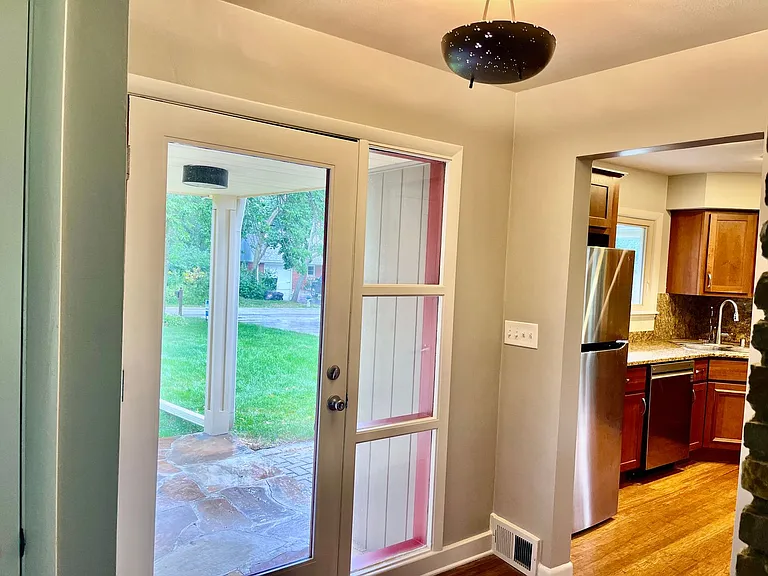 7419 N Boyd Way — Photo 5
