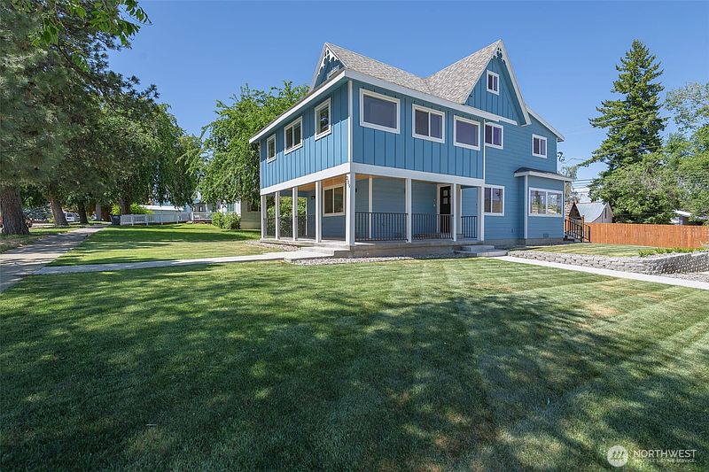 2nd image of 209 W Ash Street