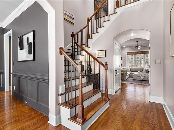 4th image of 6324 Autumn Crest Ct