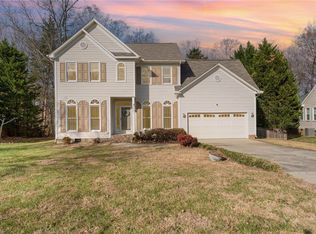2001 Treyburn Ln, High Point, NC 27265