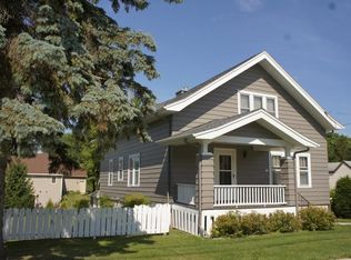 319 S Milwaukee St, Fredonia, WI 53021