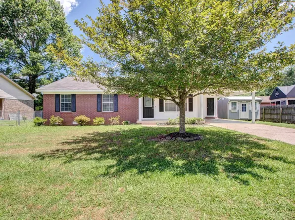 1000A Locust St, Beebe, AR 72012